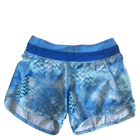 Ivivva running shorts - Picture 2 of 8